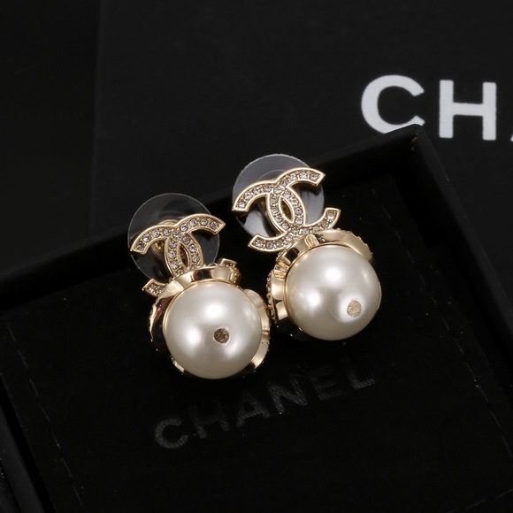 Chanel earrings - Picture 6 of 6